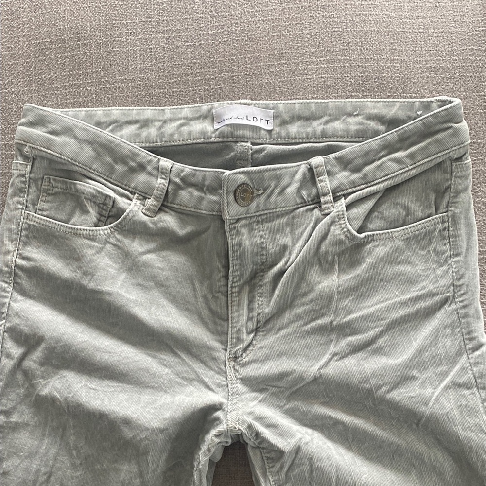 LOFT Gray curvy Skinny corduroys